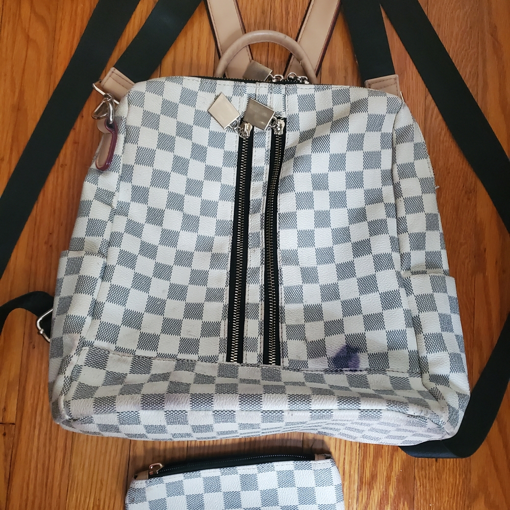 Stylish Checkered Backpack,Shoulder With Pouch He… - image 2